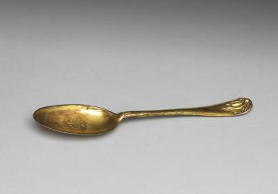 图片[2]-Gilt eating utensil, presented by the Torghut Ubashi Khan to the Qing court, 18th c., Russian work-China Archive